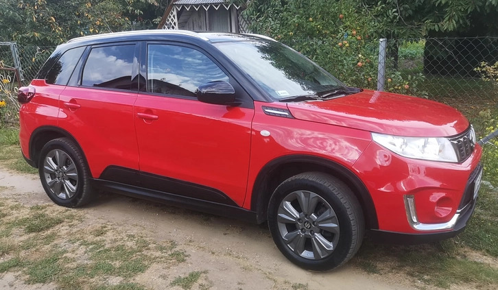 Suzuki Vitara cena 71000 przebieg: 90150, rok produkcji 2018 z Warszawa małe 92
